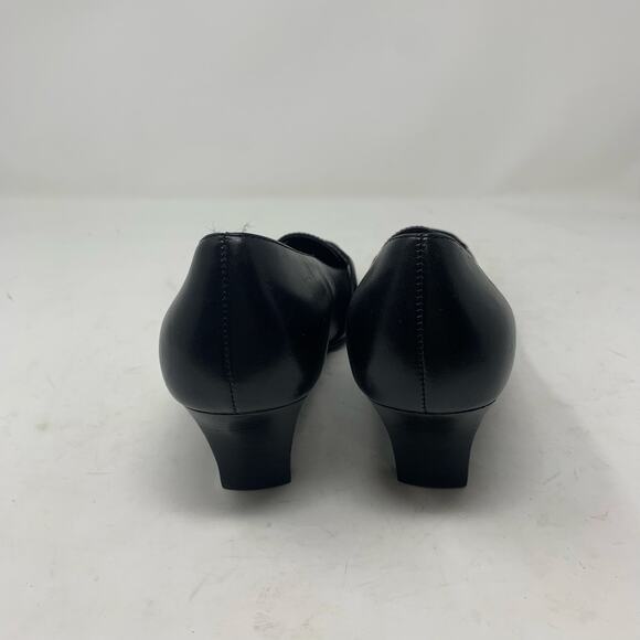 Naturalizer Black Leather Kitten Heel Pump Loafer Square Toe Y2K Size 8 Classic - Picture 6 of 8